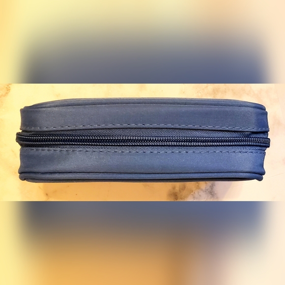 10 Essential oils with blue case NEW - Picture 7 of 8